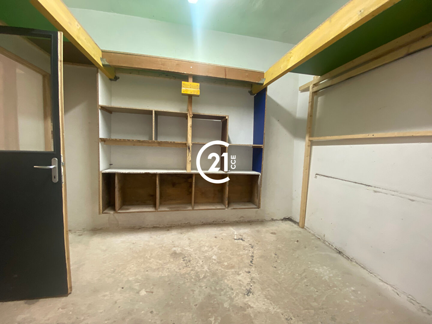 Local d'activité à louer - 65.0 m2 - 06 - Alpes-Maritimes