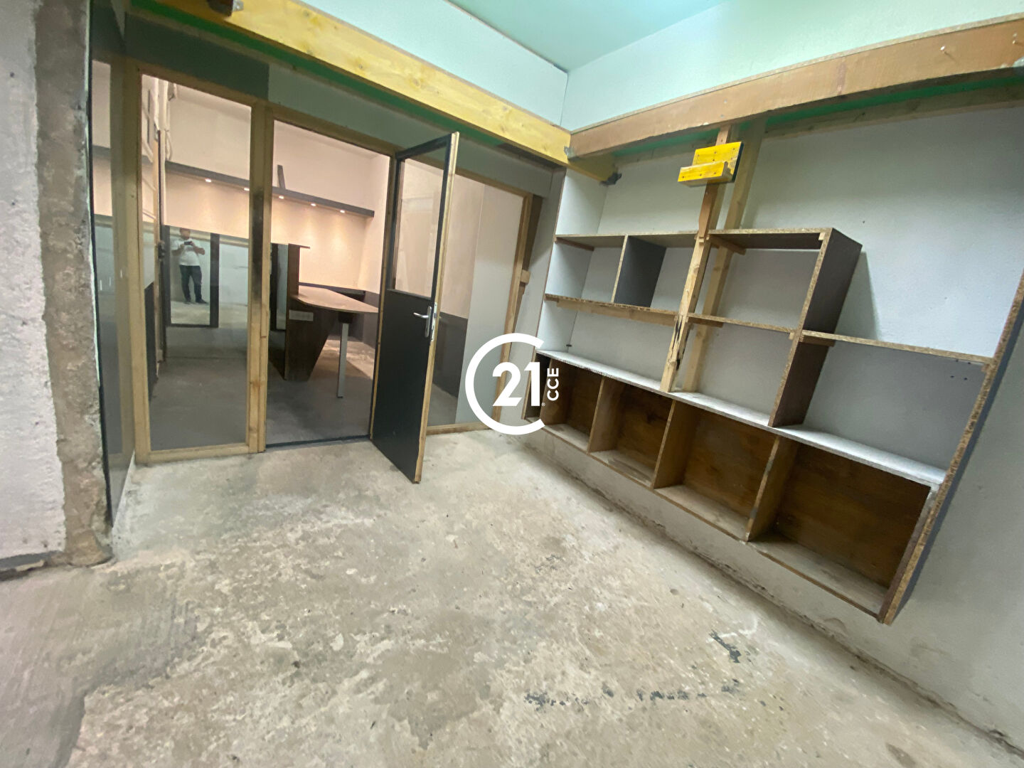 Local d'activité à louer - 65.0 m2 - 06 - Alpes-Maritimes