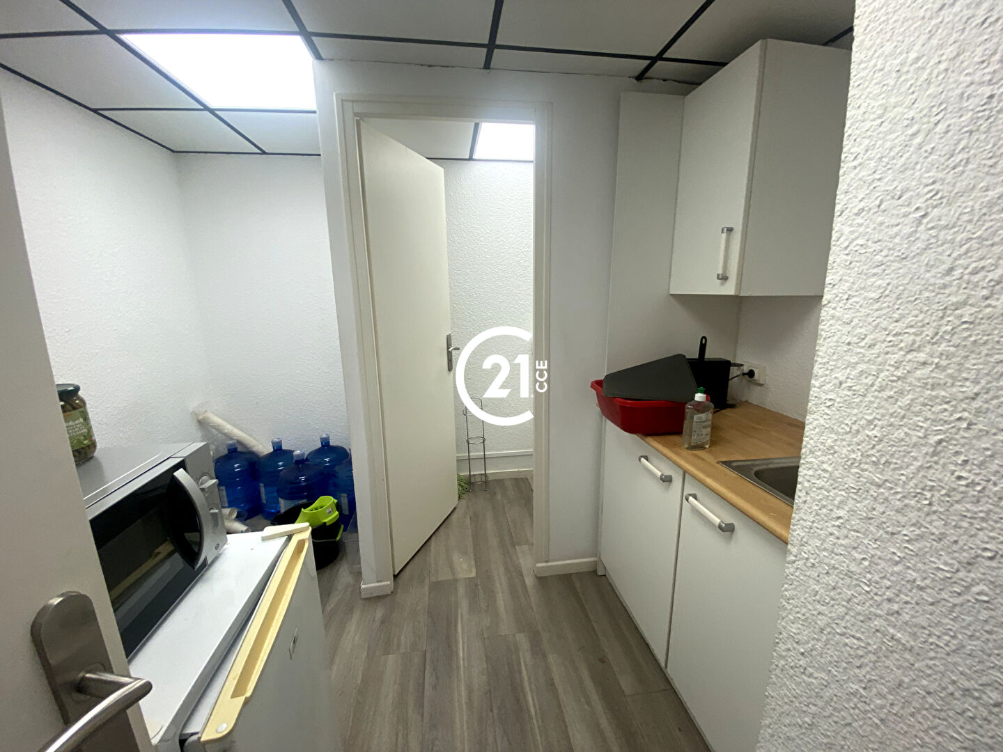 Bureaux à louer - 112.0 m2 - 06 - Alpes-Maritimes