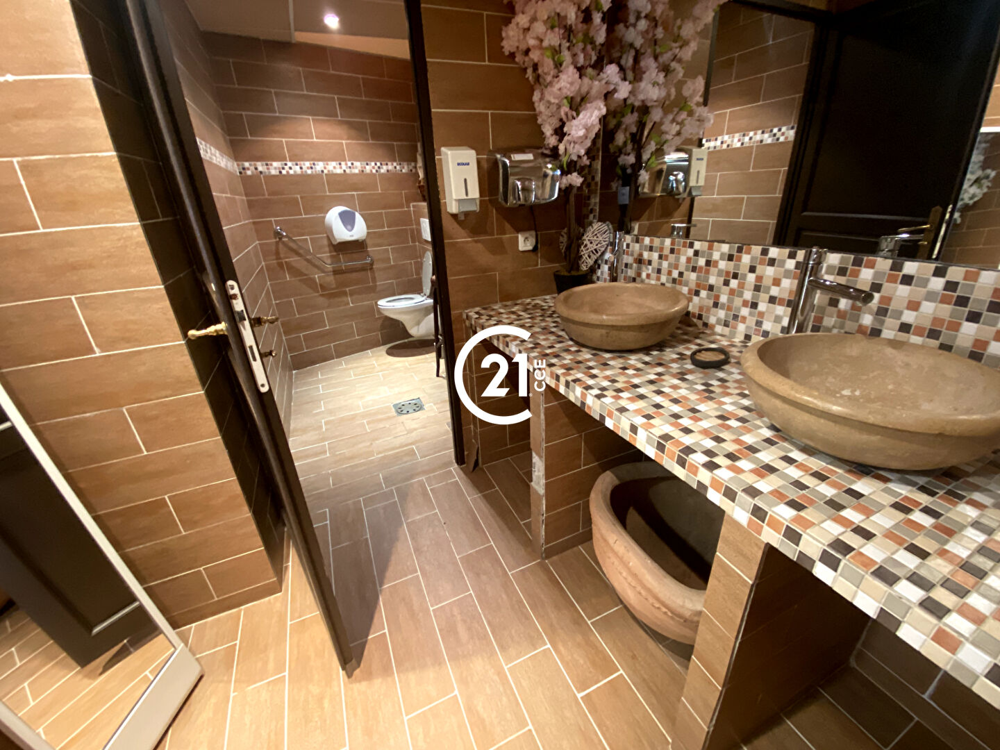 Restaurant à vendre - 230.0 m2 - 06 - Alpes-Maritimes