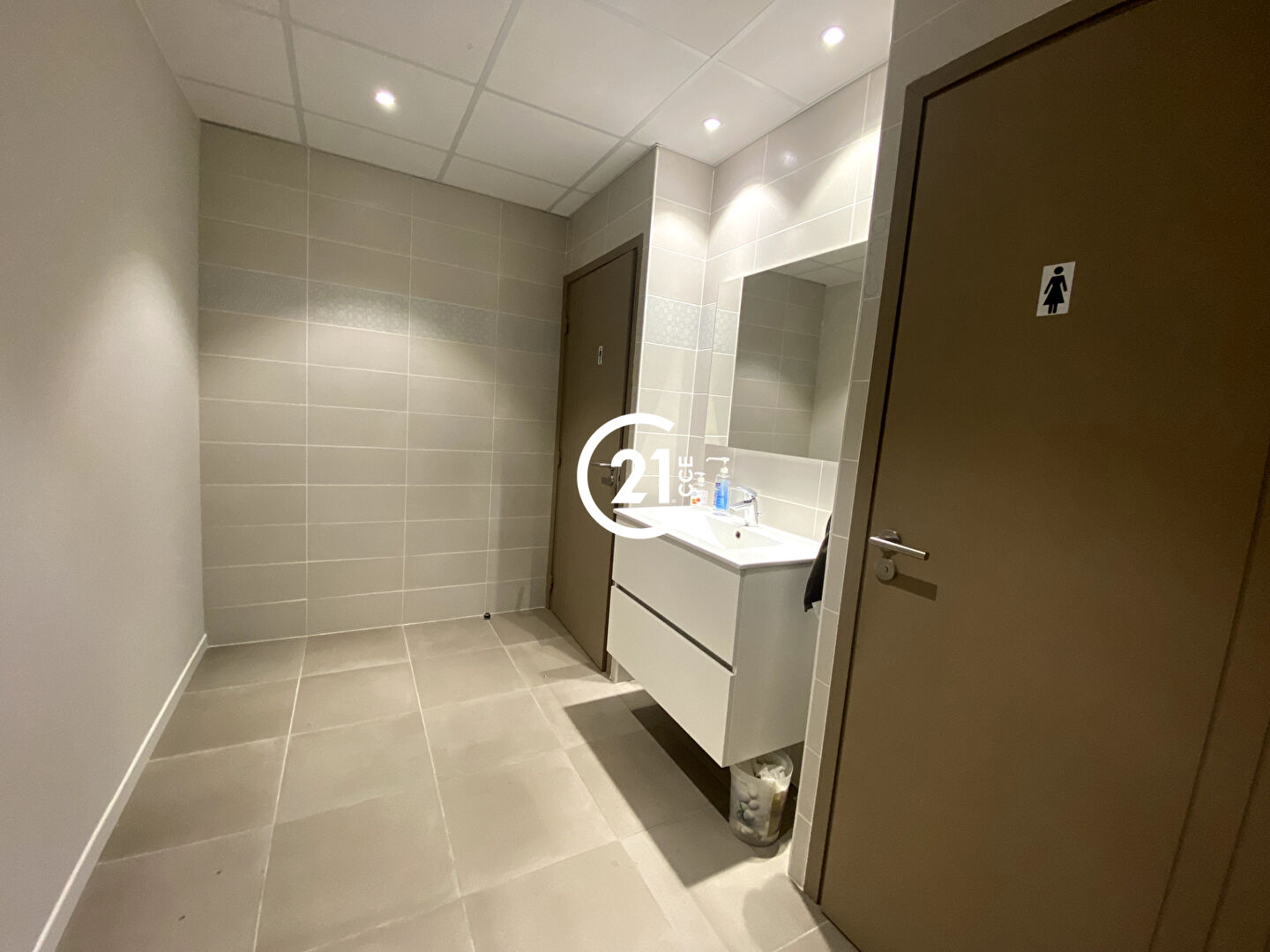 Bureaux à vendre - 119.0 m2 - 06 - Alpes-Maritimes