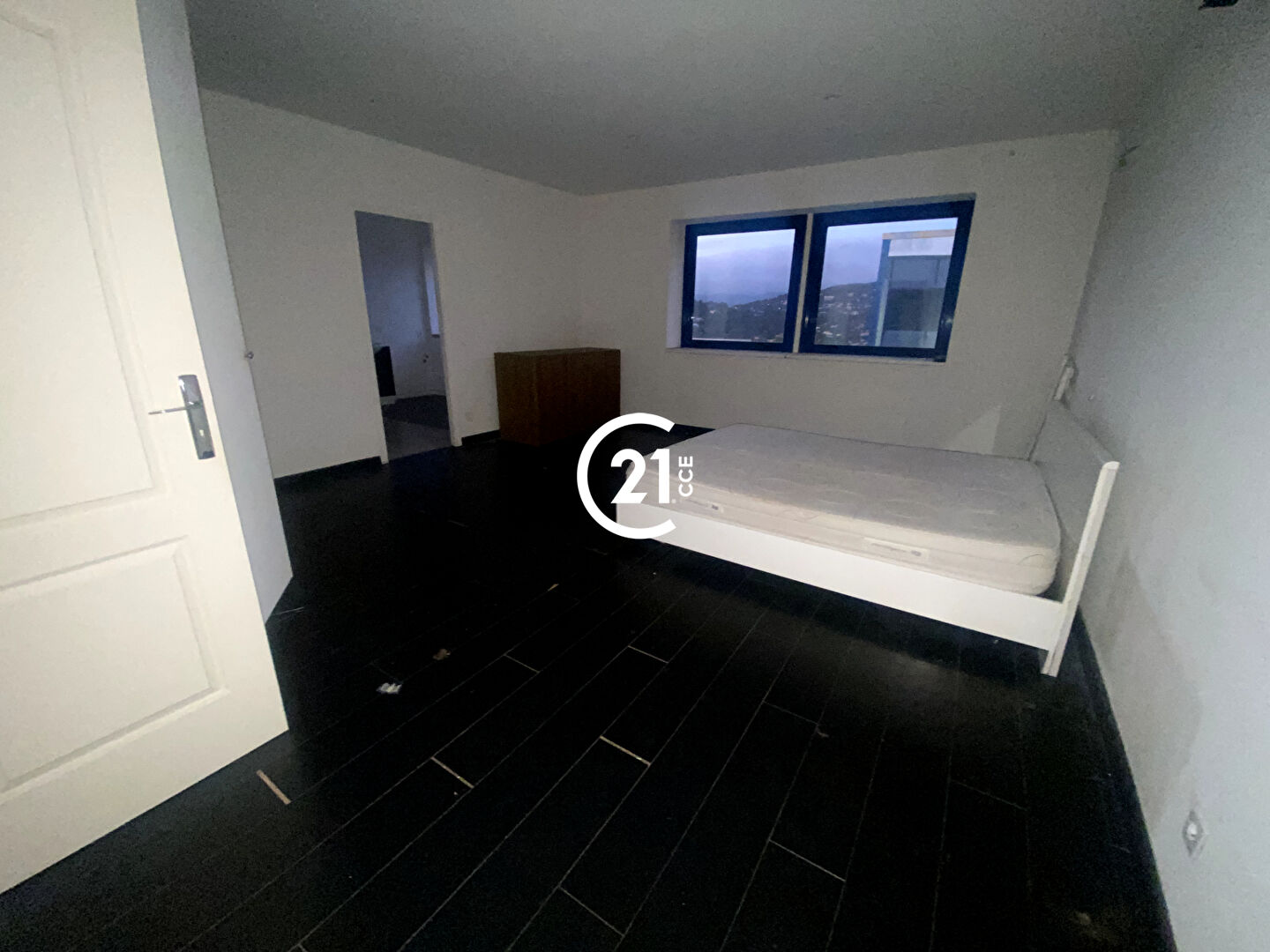 Bureaux à vendre - 136.0 m2 - 06 - Alpes-Maritimes