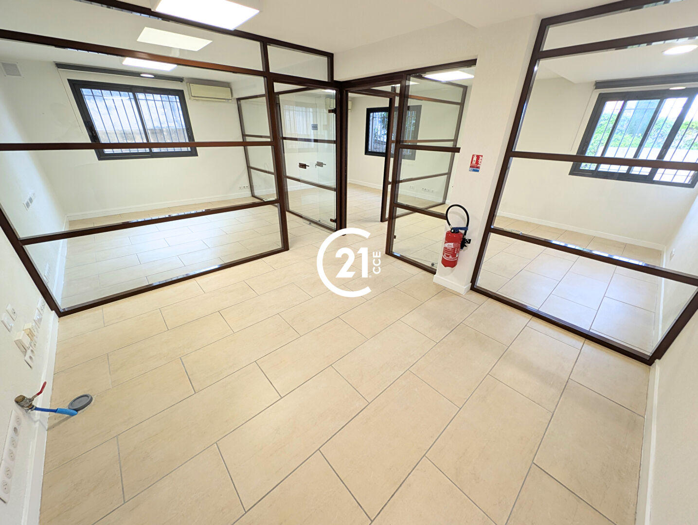 Bureaux à louer - 55.0 m2 - 06 - Alpes-Maritimes