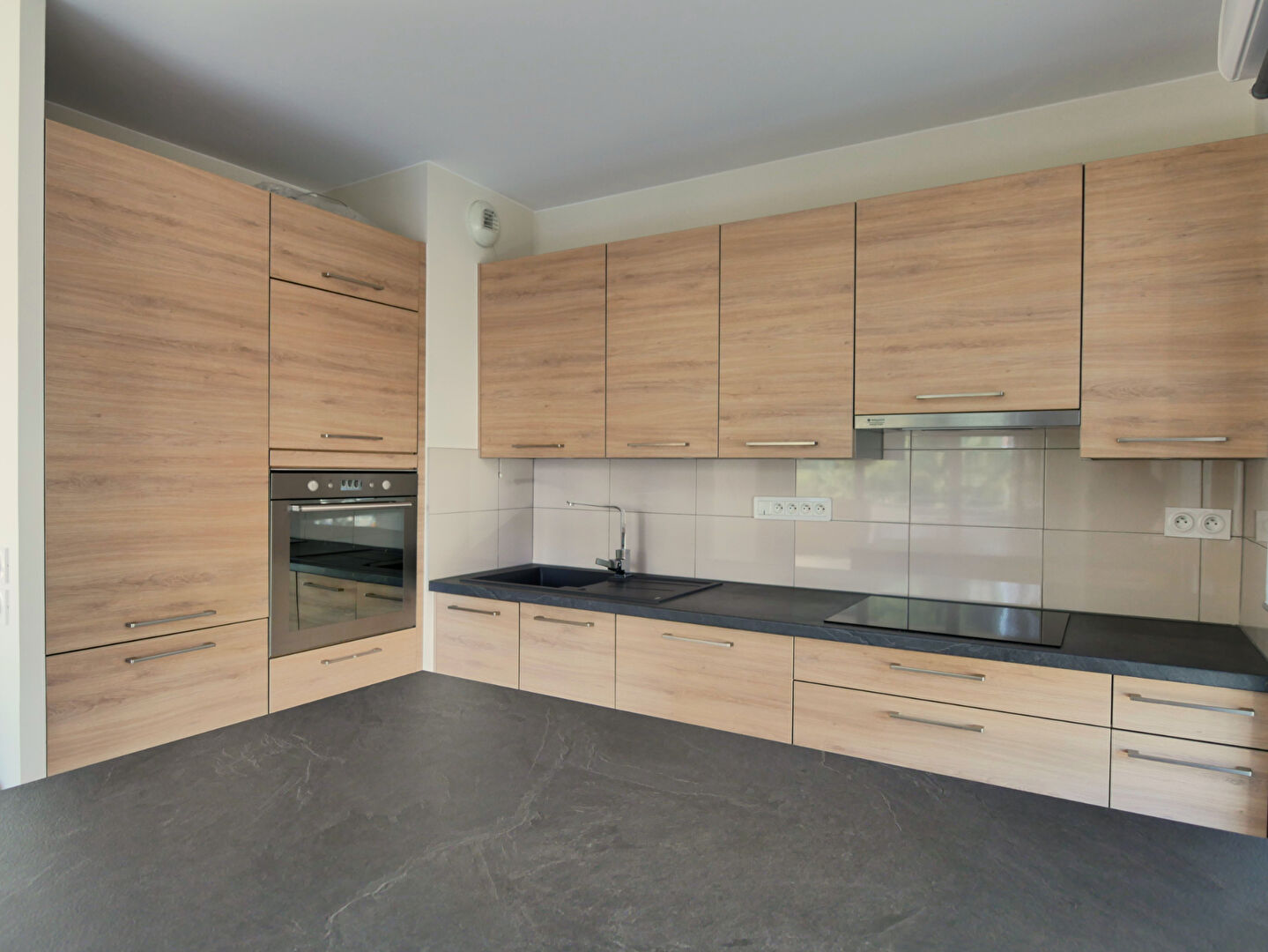 Photo Bel appartement T3 avec balcon de 19 m²! image 2/5