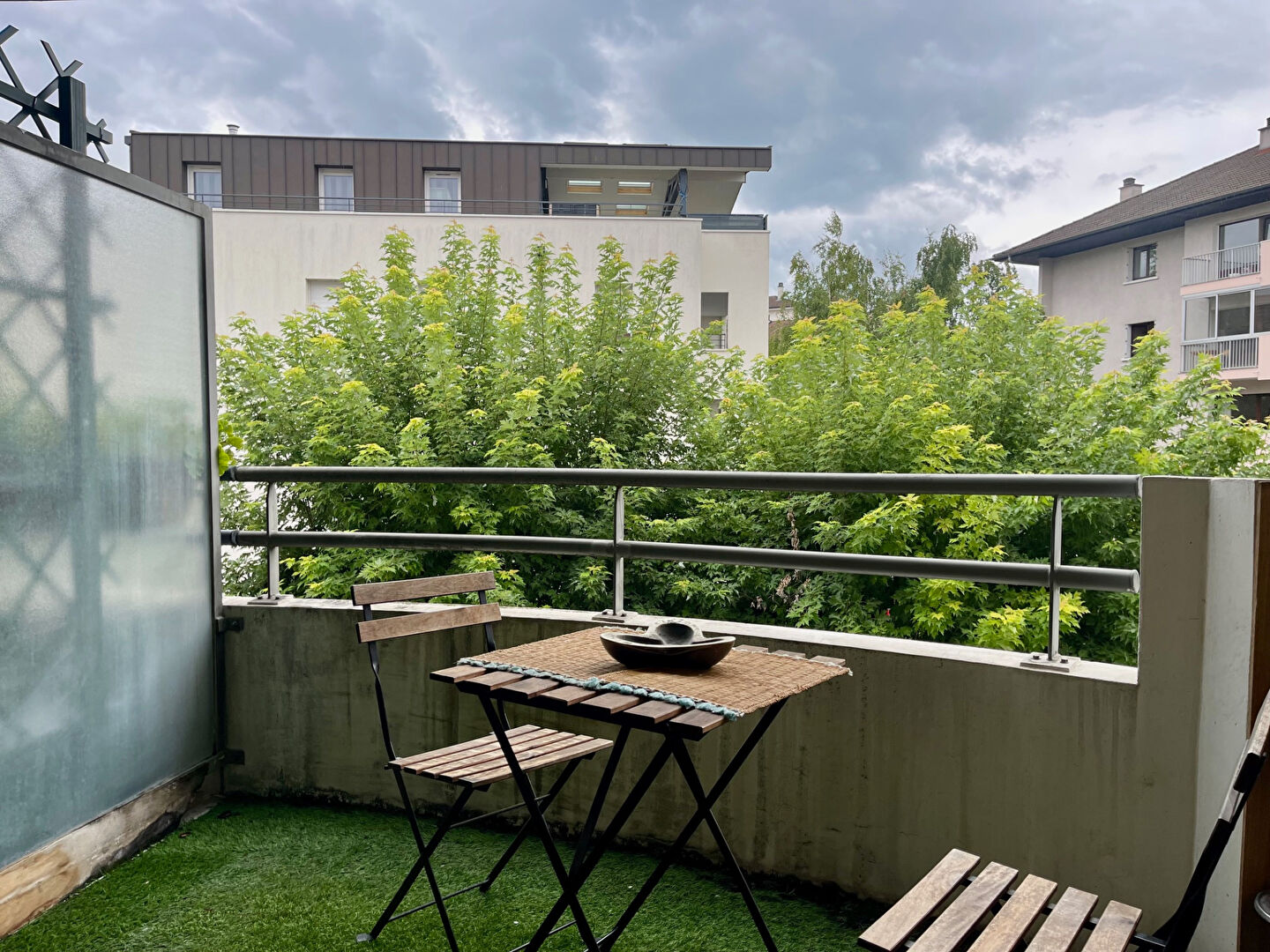 Photo Grand type 2 proche Courier et Gare image 3/4