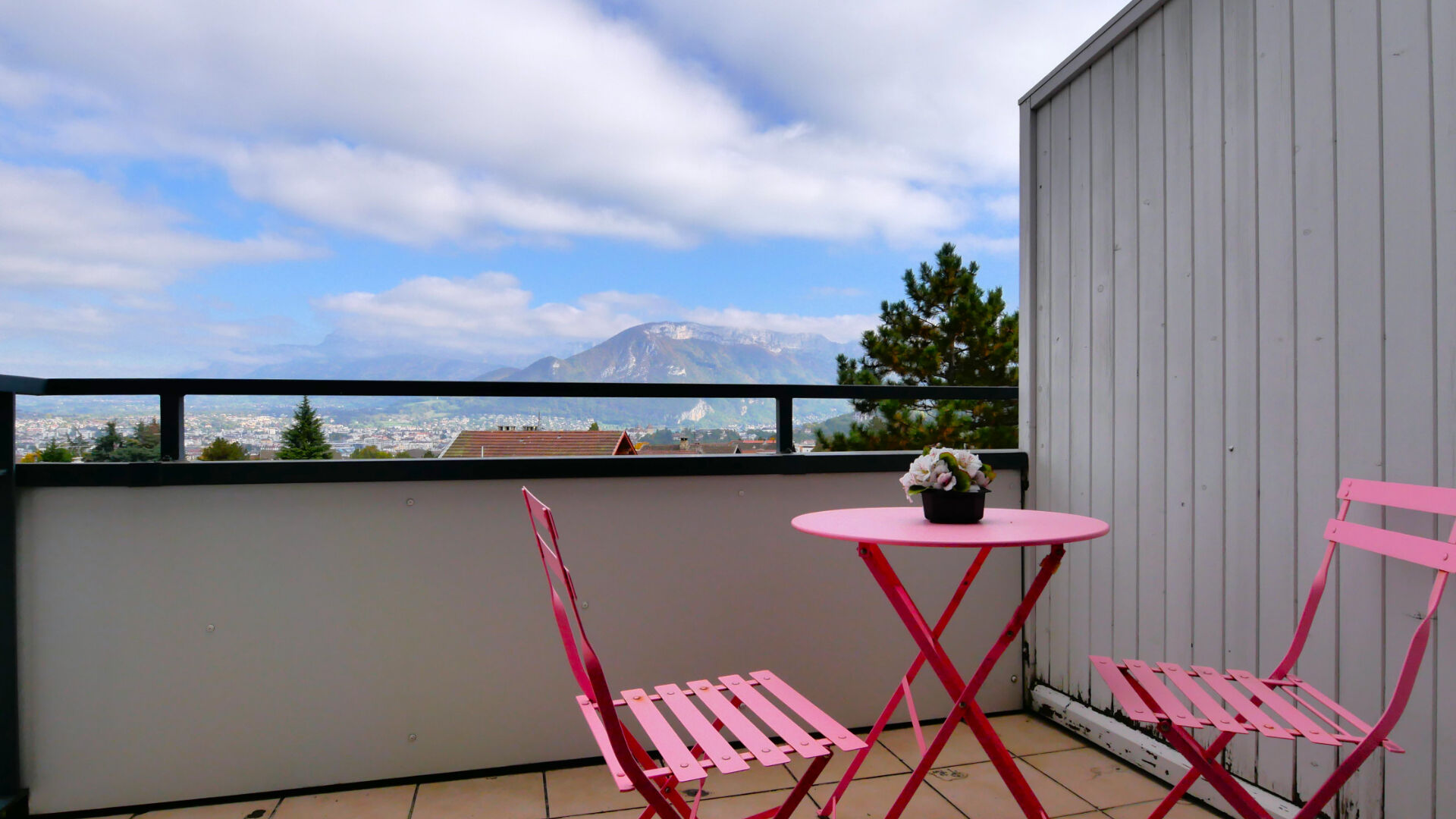 Appartement  T3/4 DERNIER ETAGE DUPLEX!