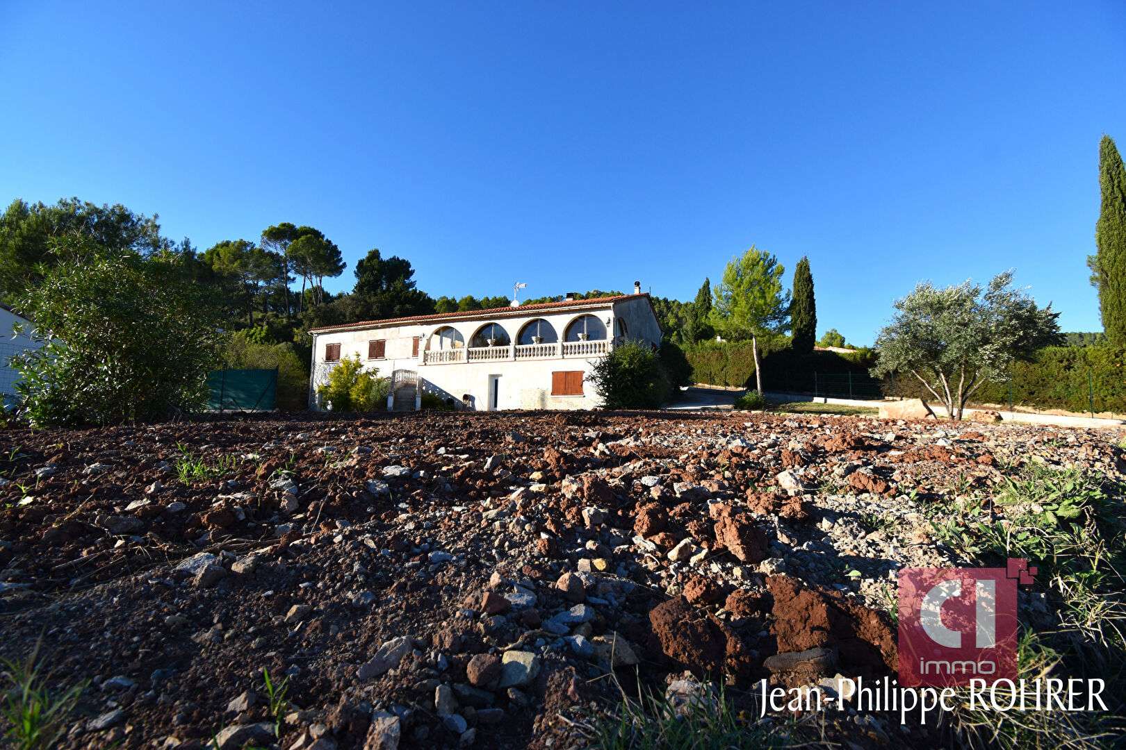 Photo TARADEAU : maison de 7 pièces (197 m²) à vendre image 2/6