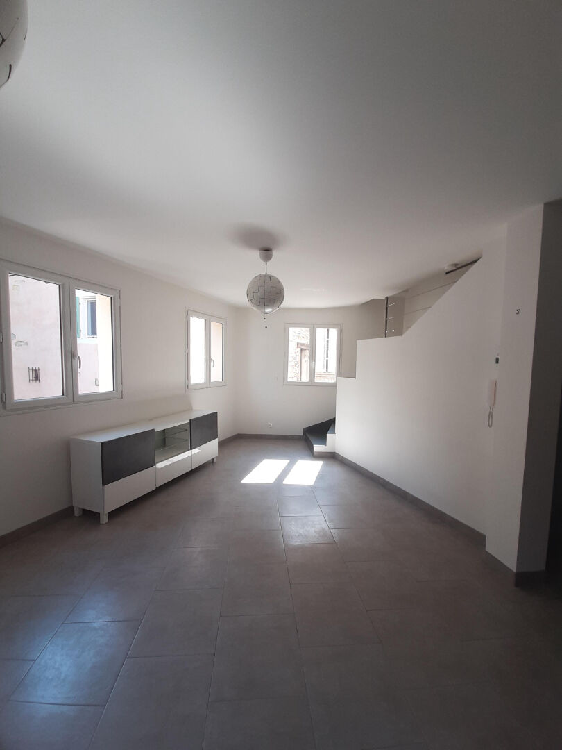 A louer Maison de ville F3 à Garéoult