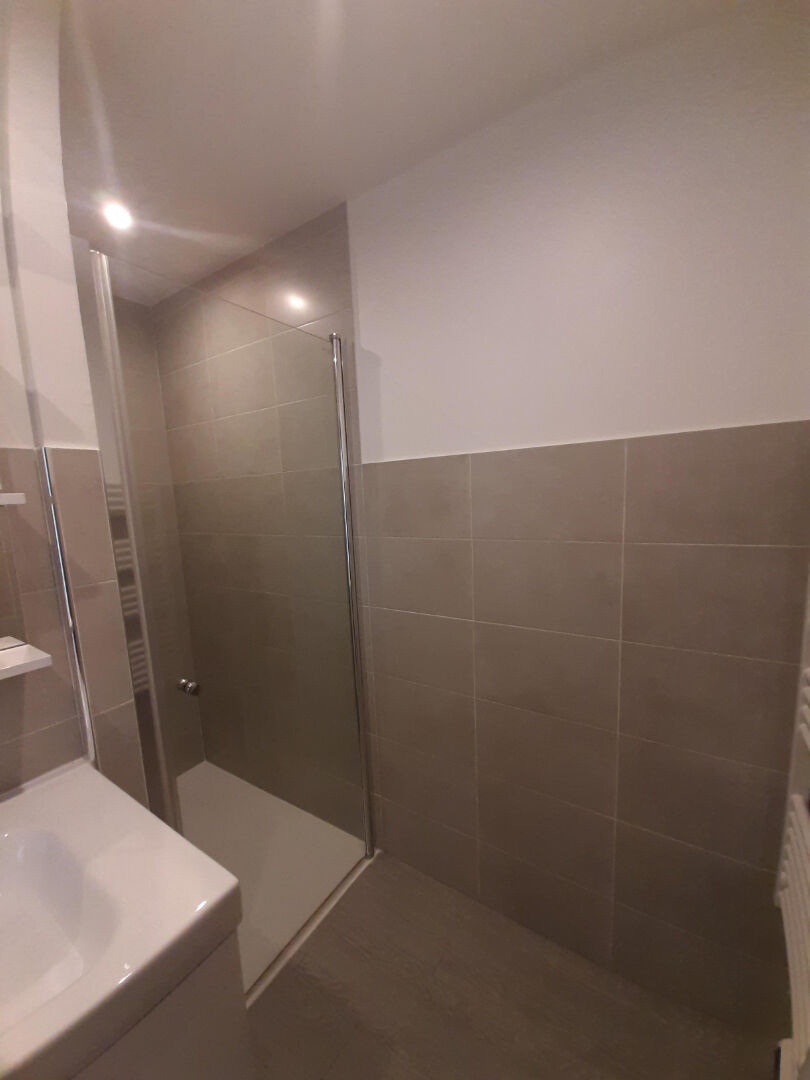 Photo A louer Maison de ville F3 à Garéoult image 5/6