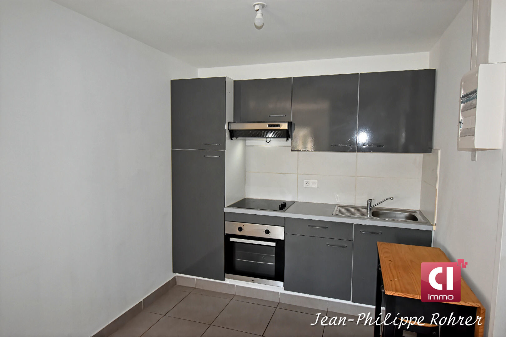 Photo Appartement F2 (37 m²) à vendre à BESSE SUR ISSOLE image 3/6