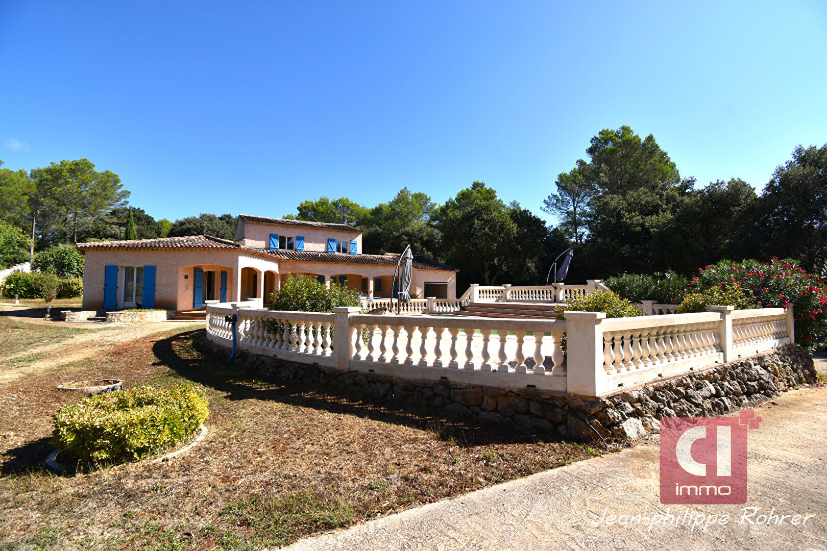 Photo VENTE : maison de 5 pièces (183 m²) à FLASSANS SUR ISSOLE image 3/6