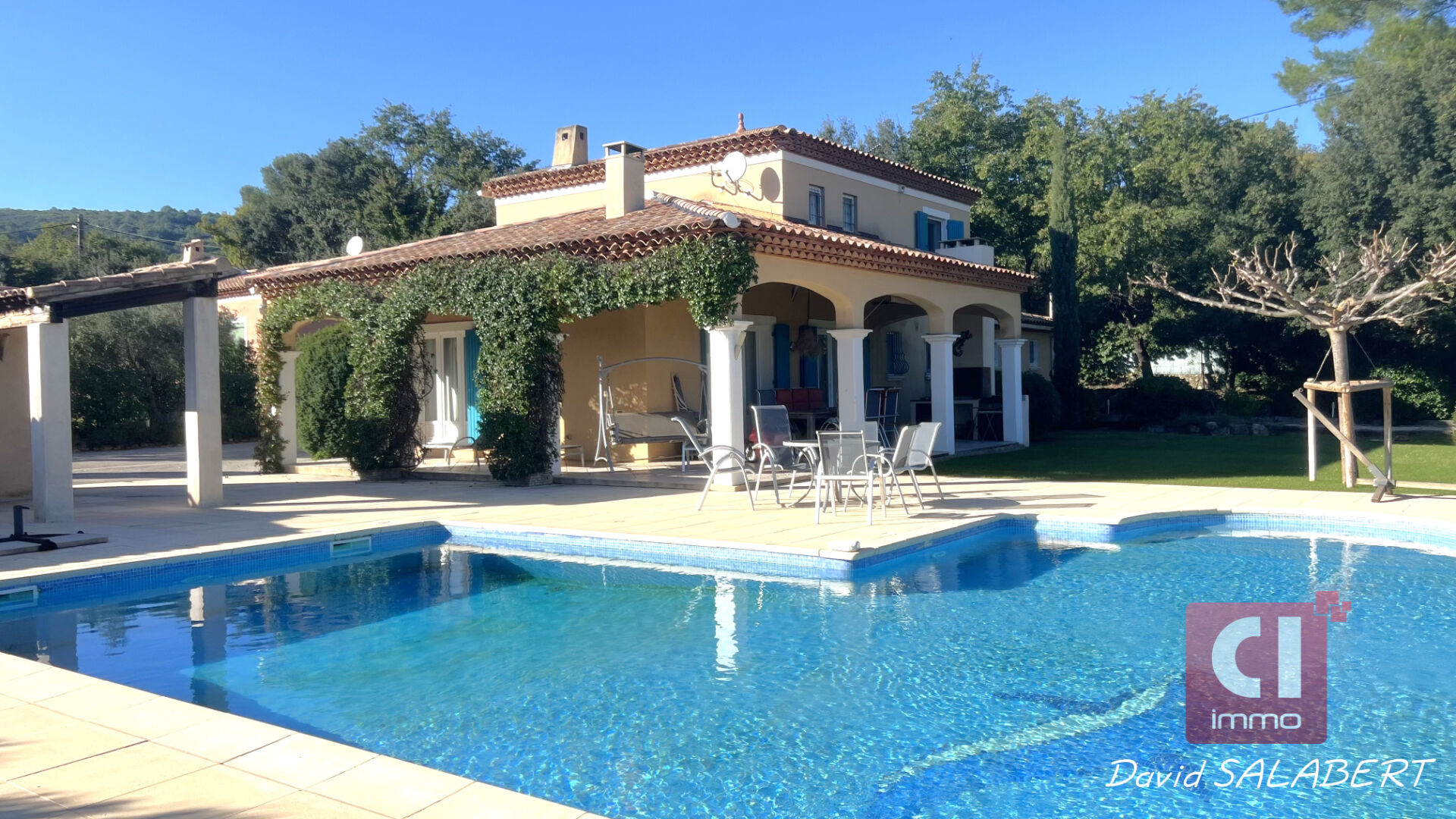 Agence immobilière de CI IMMO CONSULTING Gareoult - CI IMMO CONSULTING