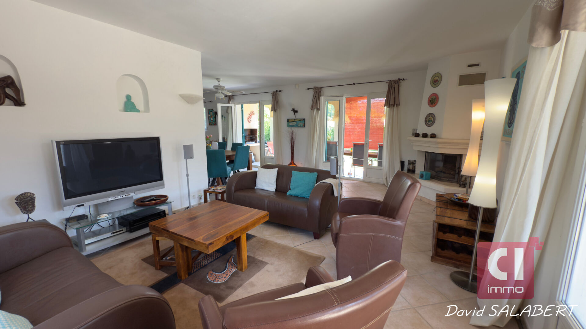 Photo A VENDRE  villa de 6 pièces (161 m²) à GAREOULT avec piscine dans un havre de paix image 5/6