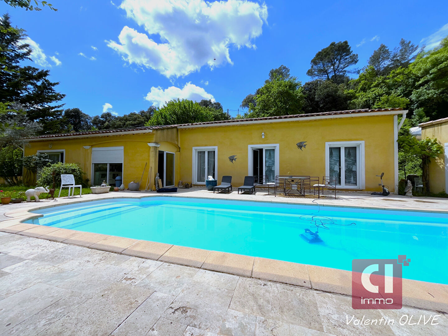 Agence immobilière de CI IMMO CONSULTING Gareoult - CI IMMO CONSULTING