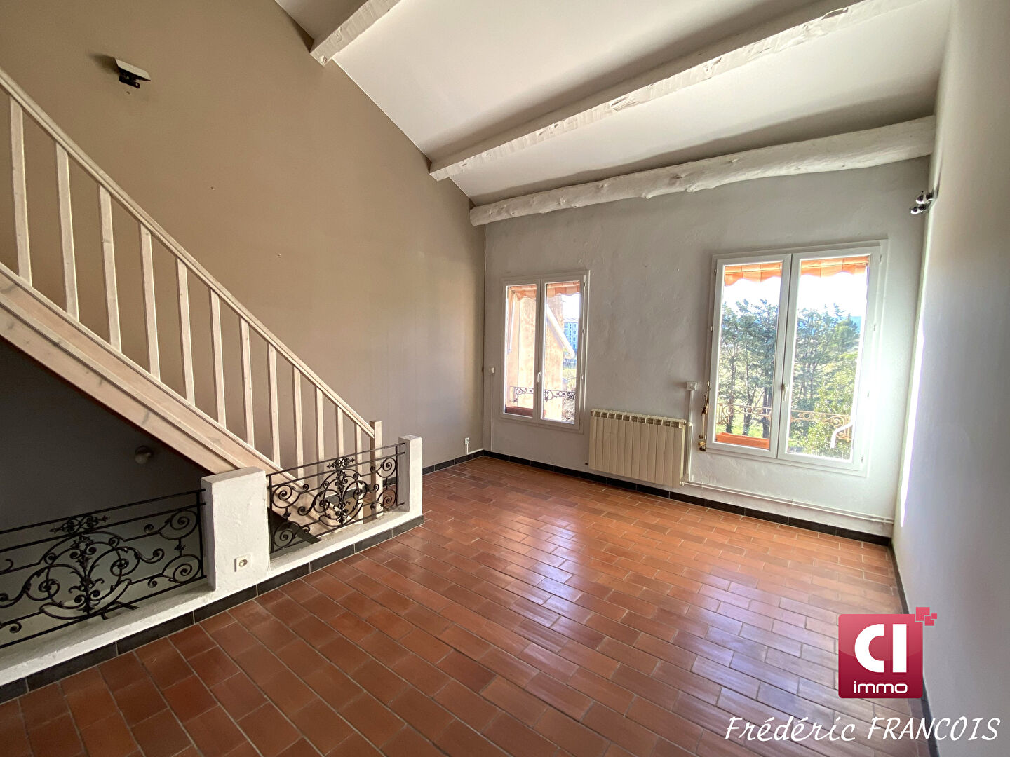 Photo A VENDRE : maison de ville de type 5 (137 m²) à GAREOULT image 3/6