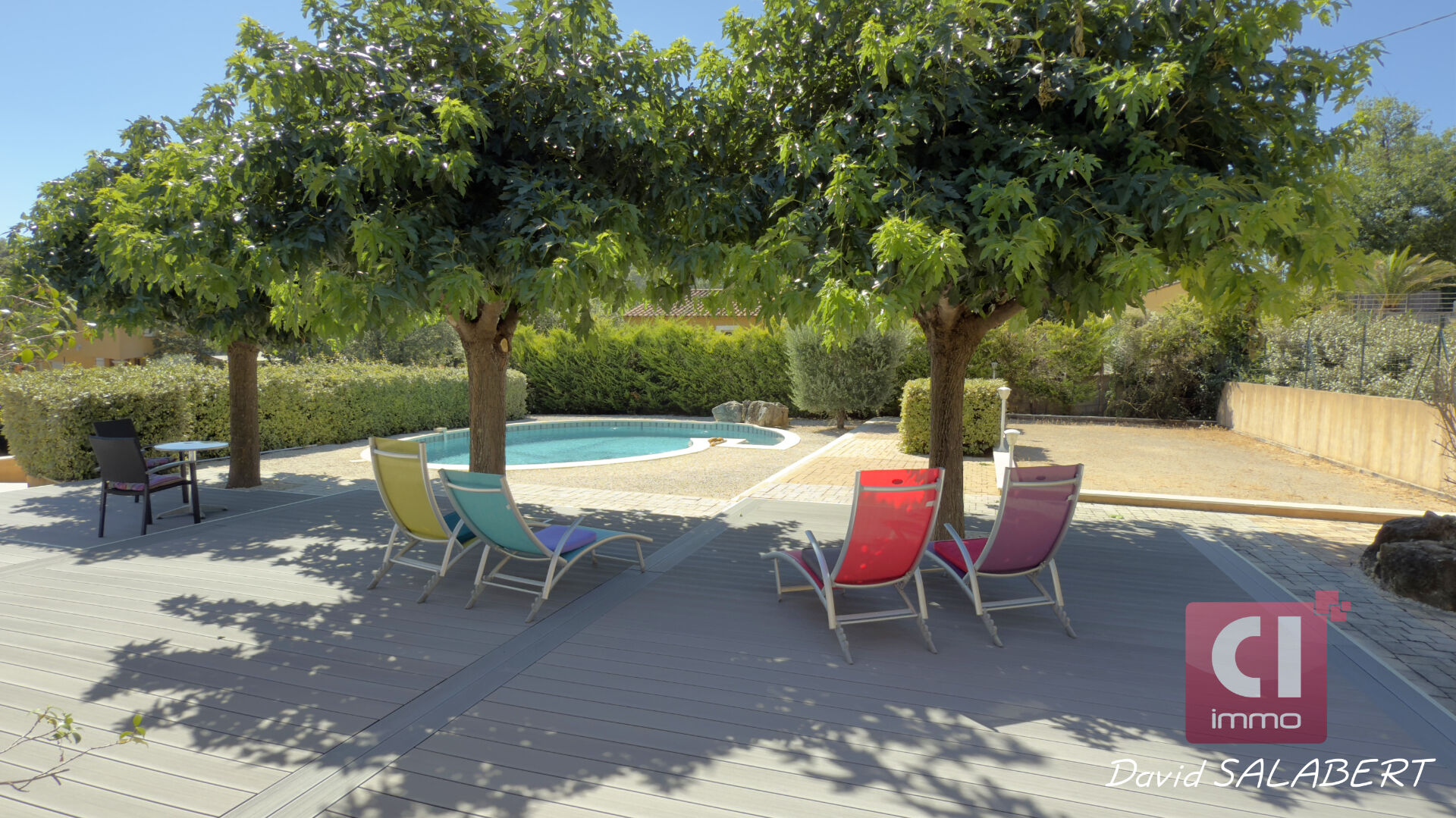 Photo Villa type 7 de 204m² avec appartement indépendant et piscine à Forcalqueiret image 2/6