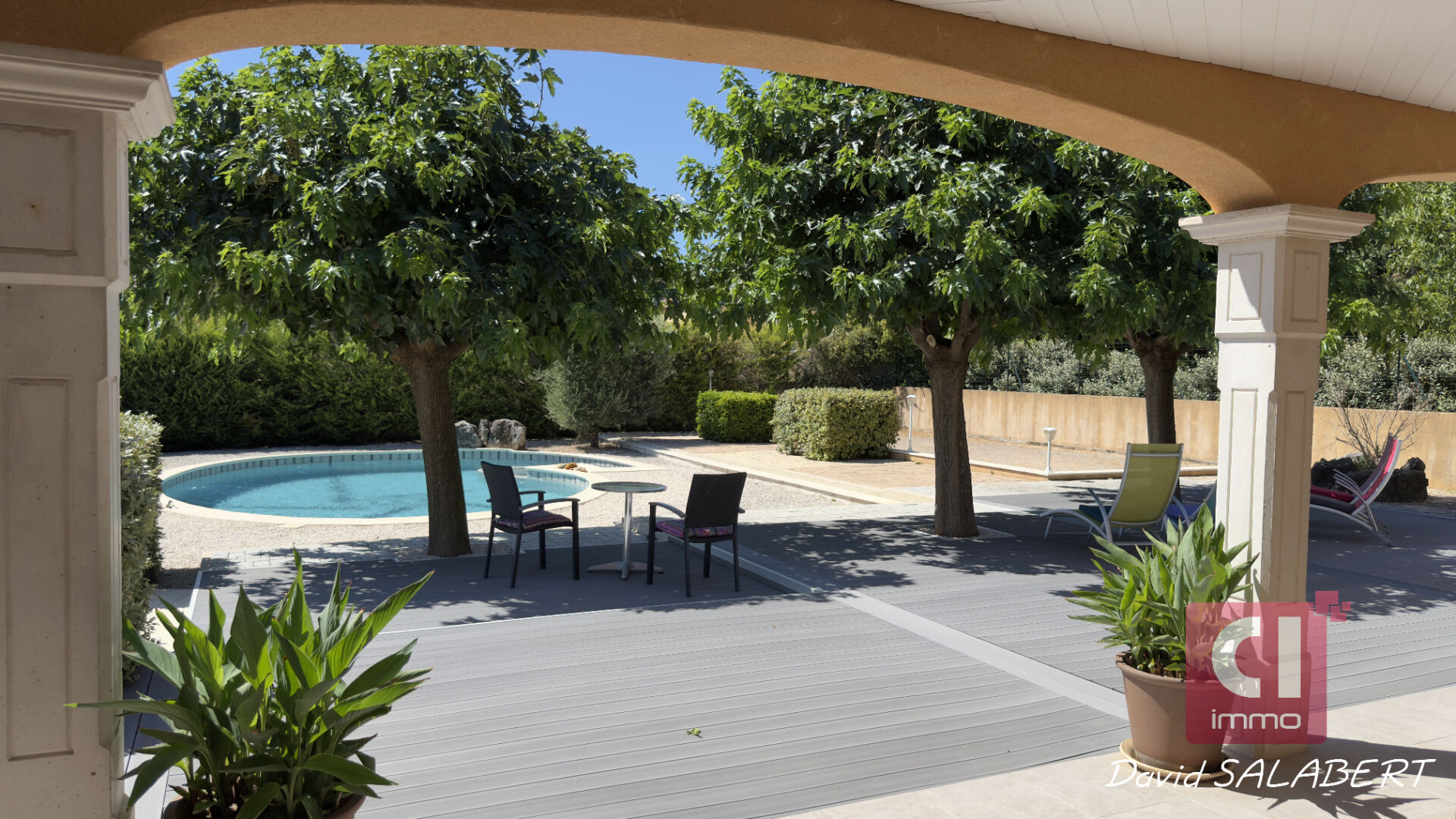 Photo Villa type 7 de 204m² avec appartement indépendant et piscine à Forcalqueiret image 3/6