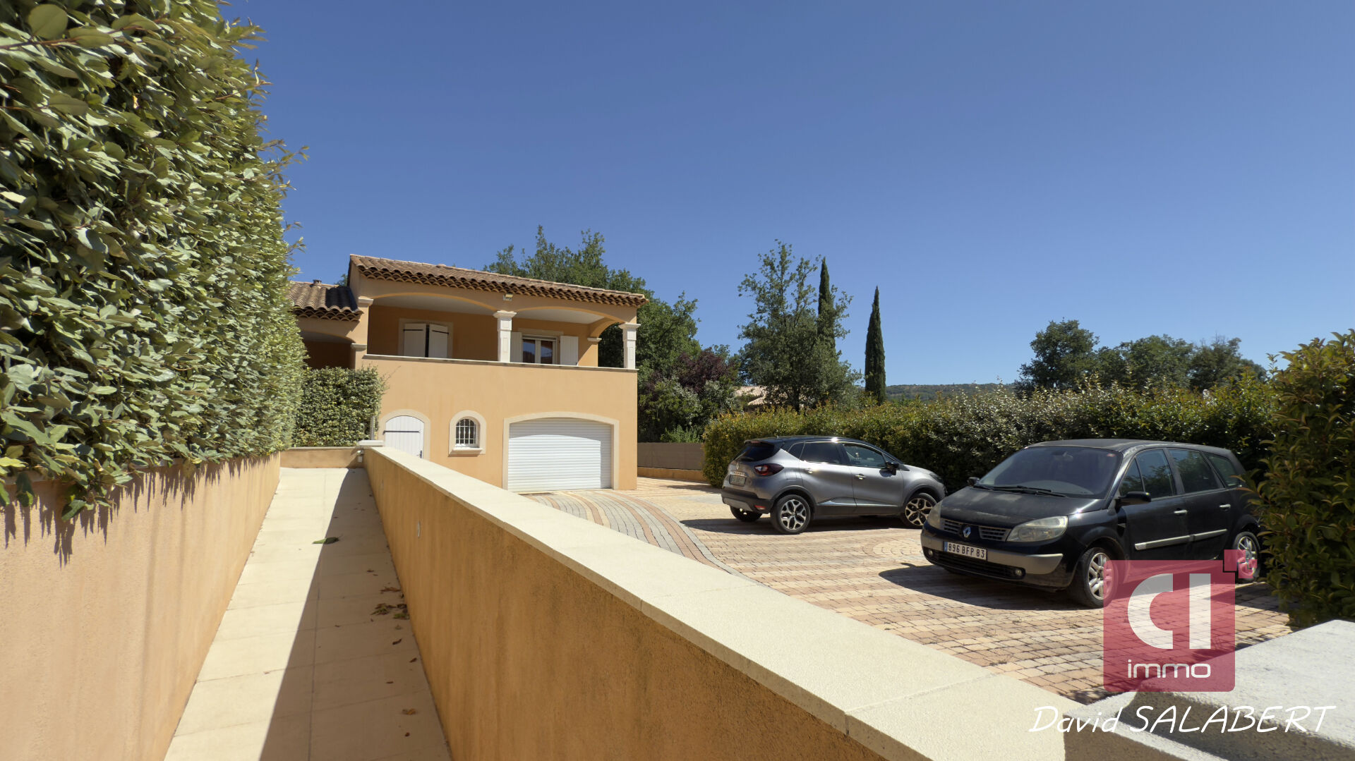 Photo Villa type 7 de 204m² avec appartement indépendant et piscine à Forcalqueiret image 5/6