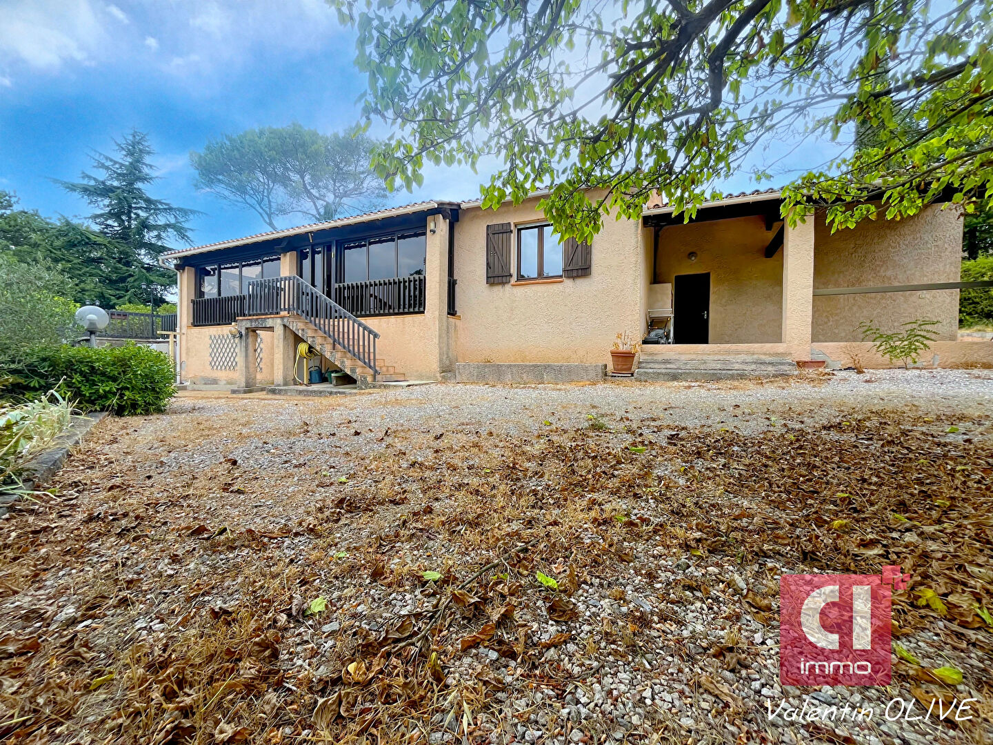 Maison Rocbaron T5 120m² avec piscine et garage