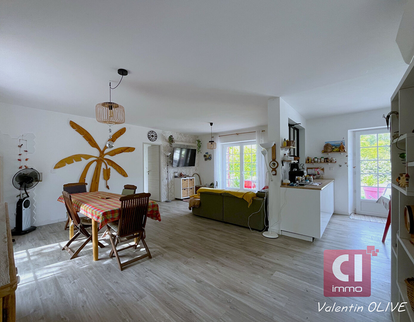 Photo A VENDRE - Maison récente 131m² avec piscine à Néoules image 4/6