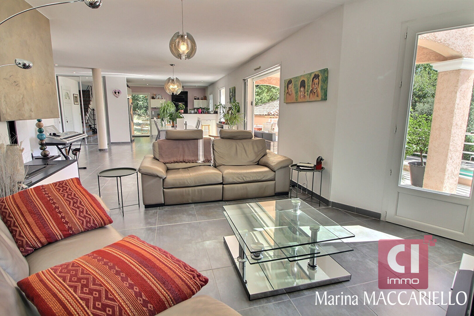 Photo Villa contemporaine T5 avec dépendance et piscine - Forcalqueiret (83136) image 6/6