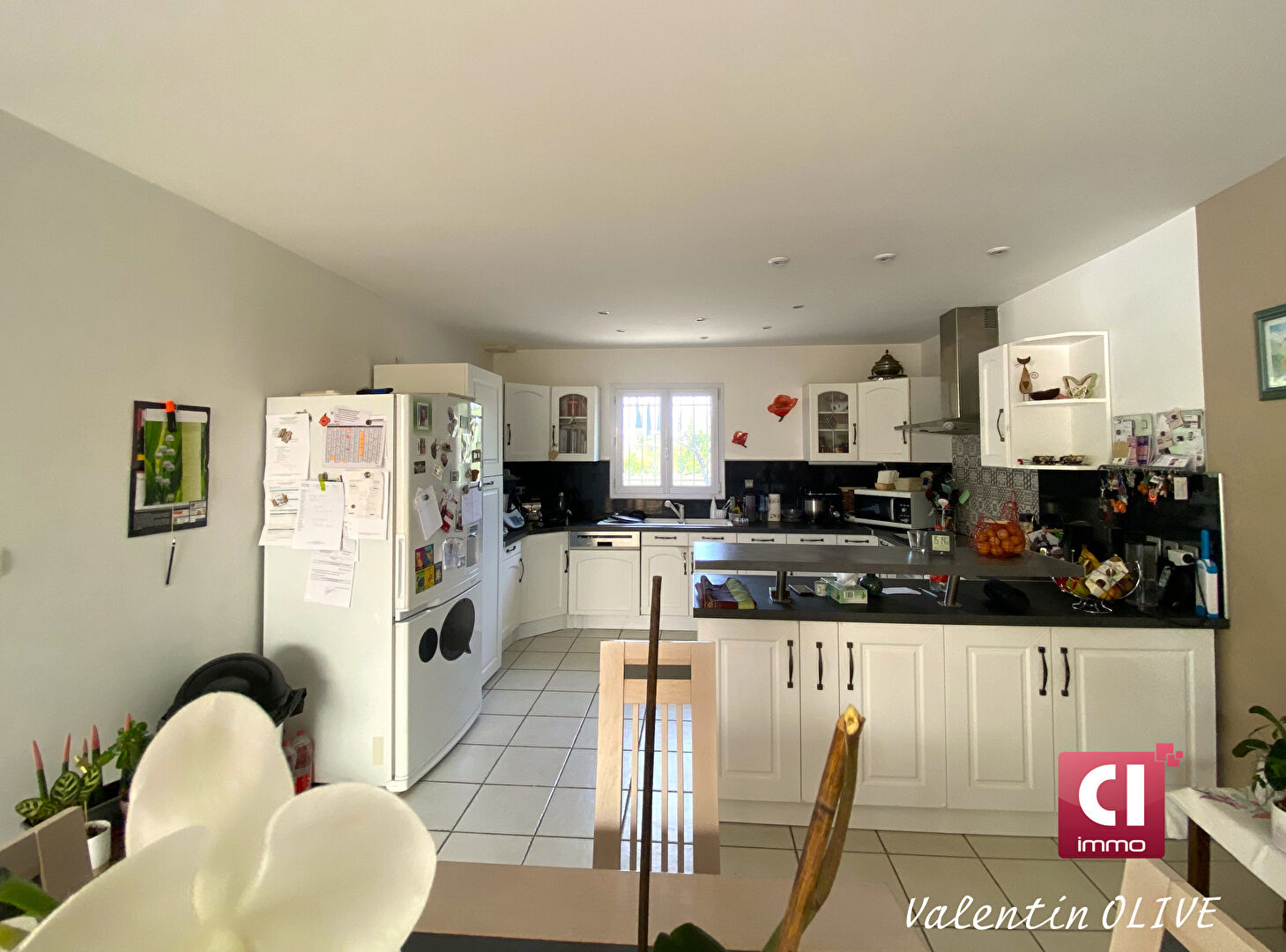 Photo A VENDRE : Maison plain-pied 4 pièces 86 m² à LA ROQUEBRUSSANNE avec GARAGE image 5/6