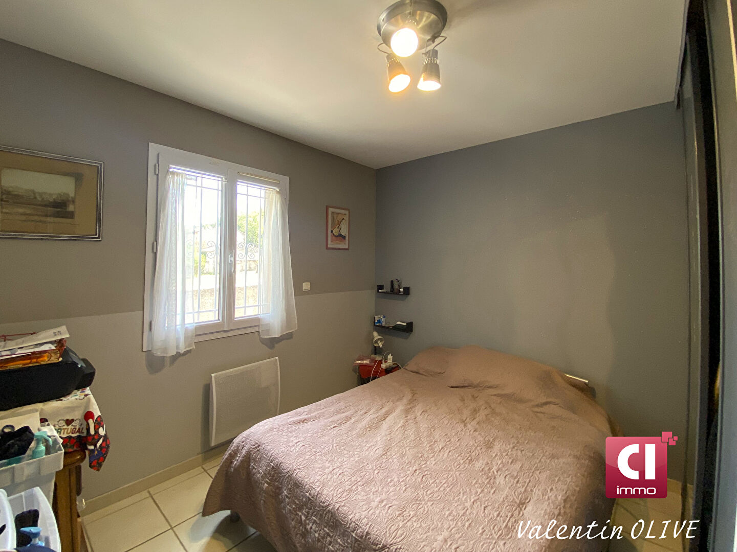 Photo A VENDRE : Maison plain-pied 4 pièces 86 m² à LA ROQUEBRUSSANNE avec GARAGE image 6/6