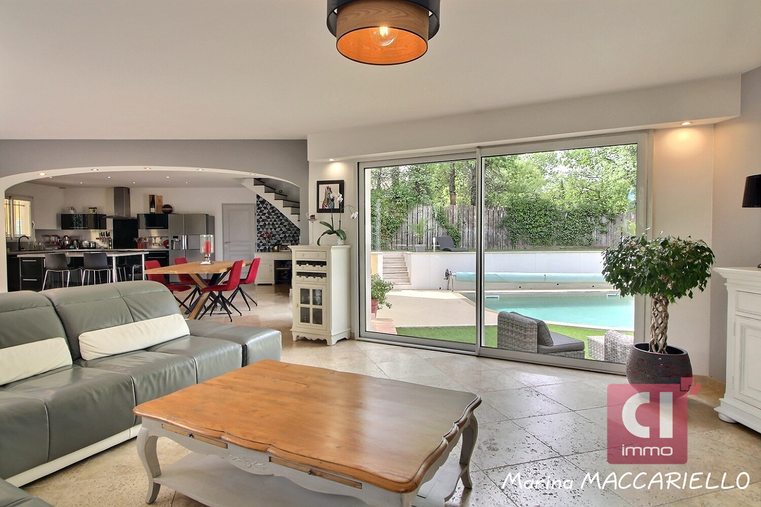 Agence immobilière de CI IMMO CONSULTING Gareoult - CI IMMO CONSULTING