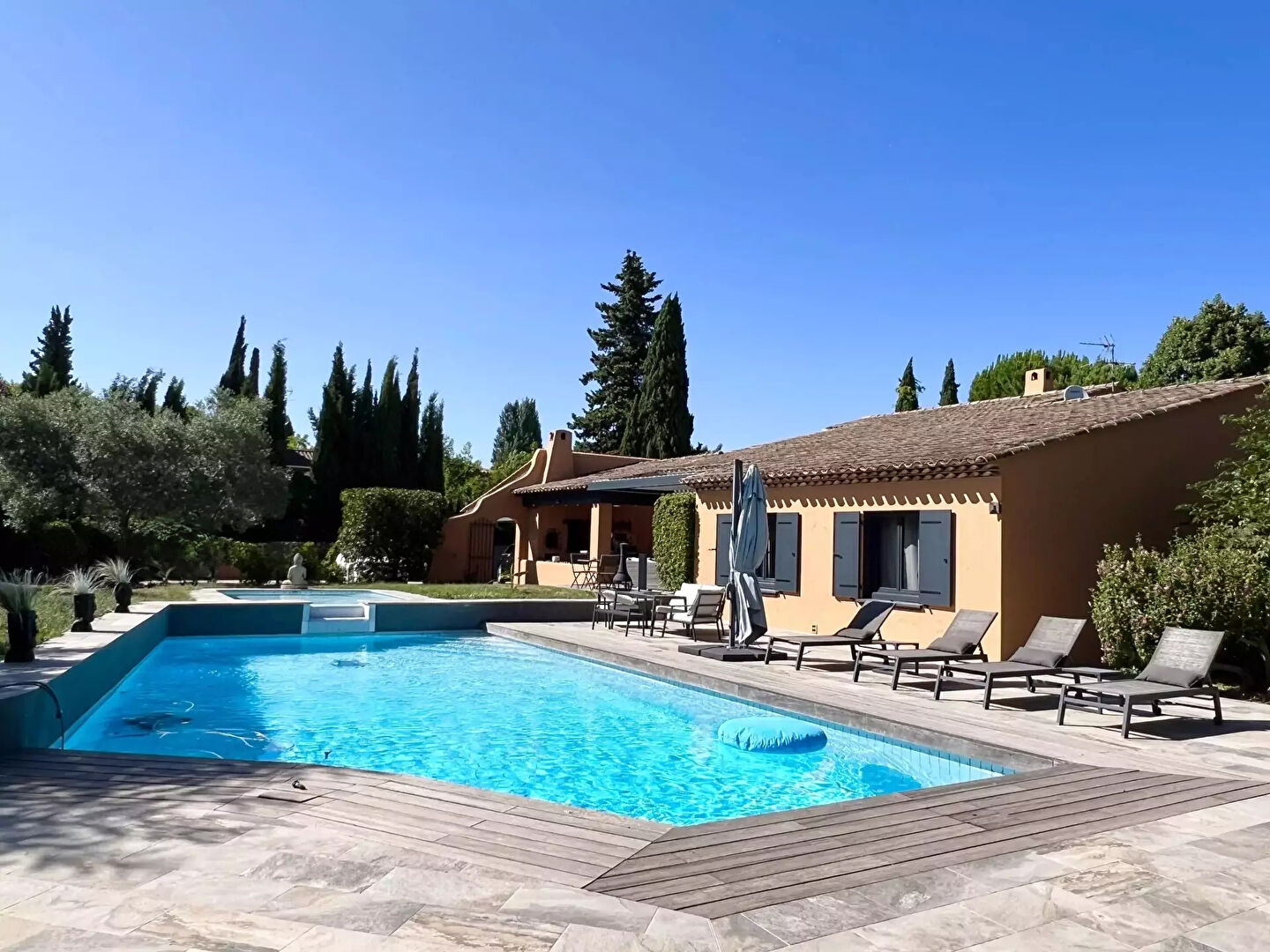 Agence immobilière de CI IMMO CONSULTING Gareoult - CI IMMO CONSULTING