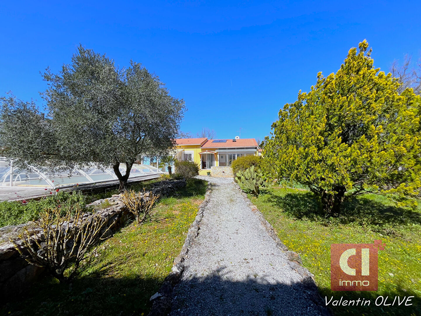 Agence immobilière de CI IMMO CONSULTING Gareoult - CI IMMO CONSULTING