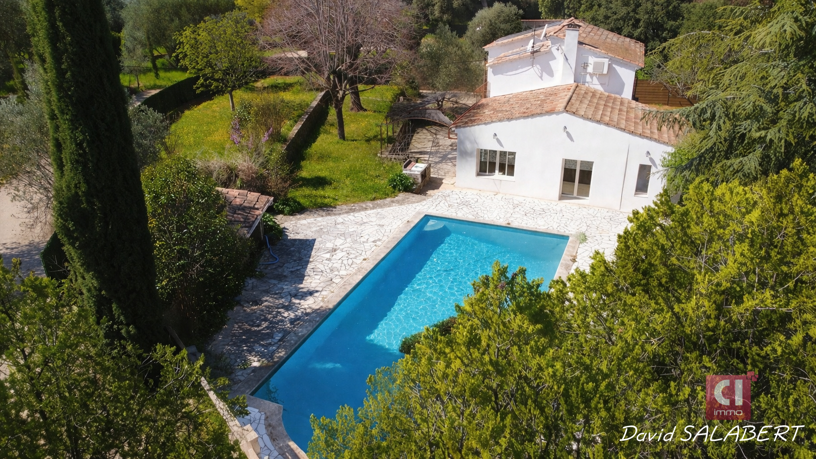 Agence immobilière de CI IMMO CONSULTING Gareoult - CI IMMO CONSULTING