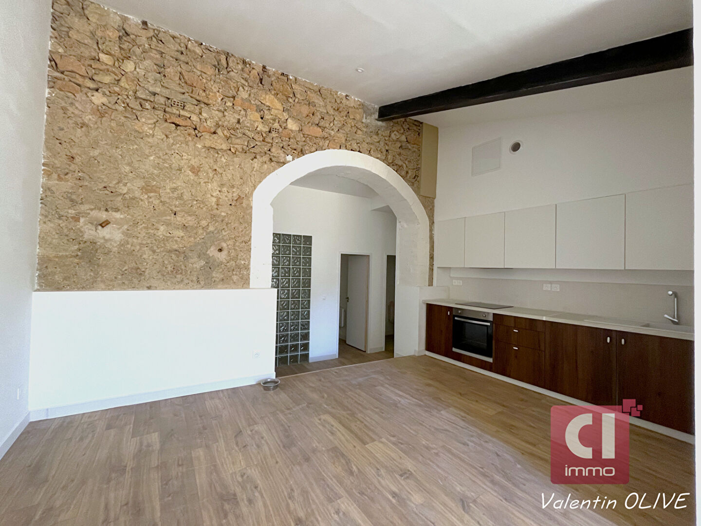 Appartement La Roquebrussanne 3 pièces 56.69m2 avec Garage et extérieur