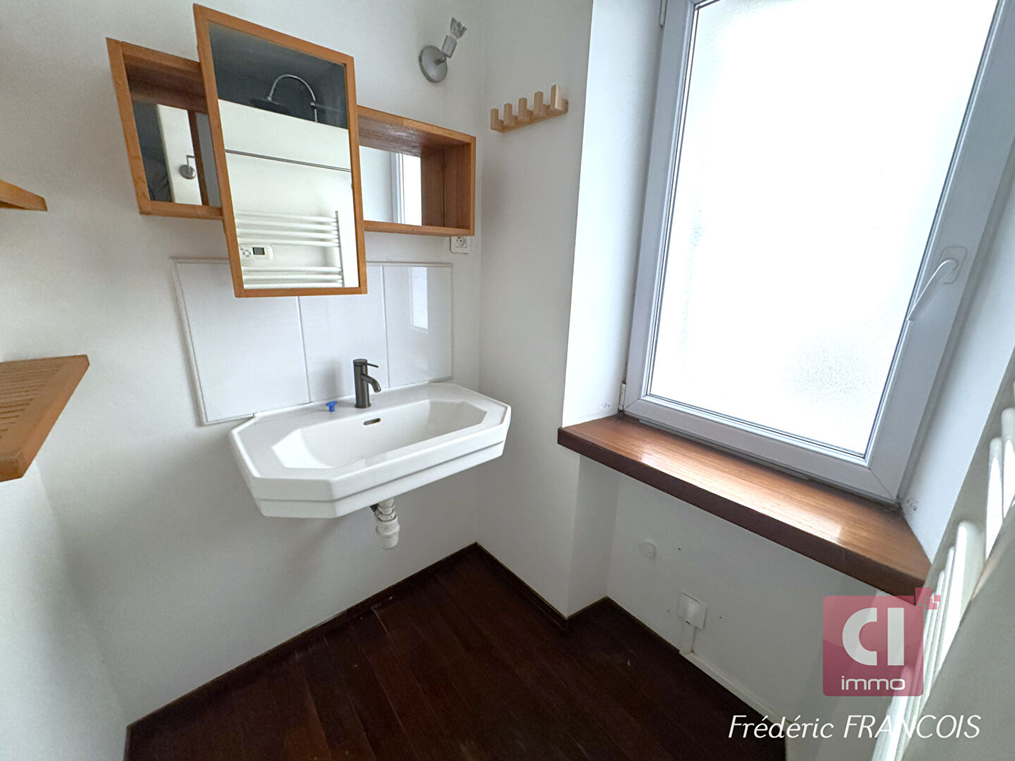 A vendre Maison de village avec 3 chambres - Fort potentiel - La Roquebrussanne