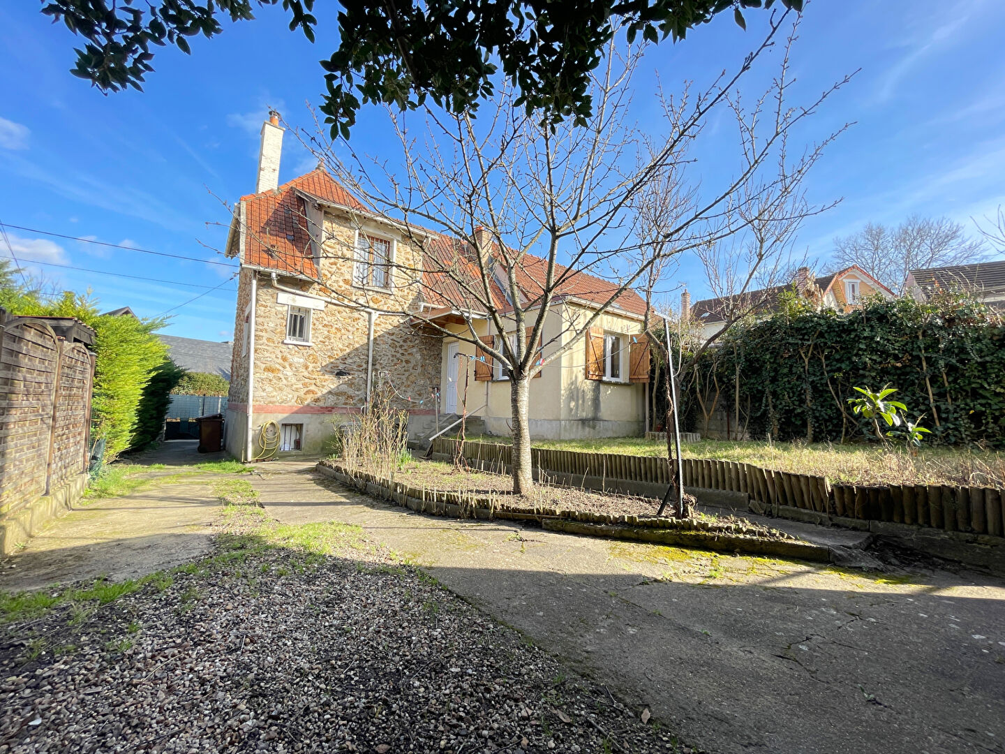 Maison Ris Orangis 4 pièce(s) 111 m2