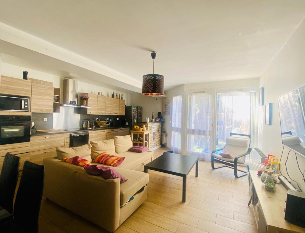 Photo Appartement Evry Courcouronnes 4 pièces 87 m2 image 1/6