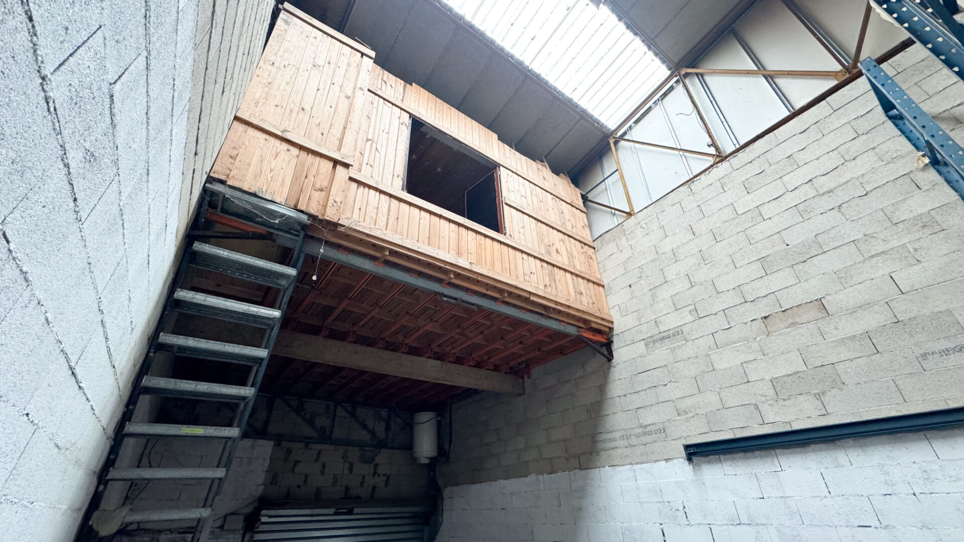 Photo Local commercial Ris Orangis 225 m2 image 5/6