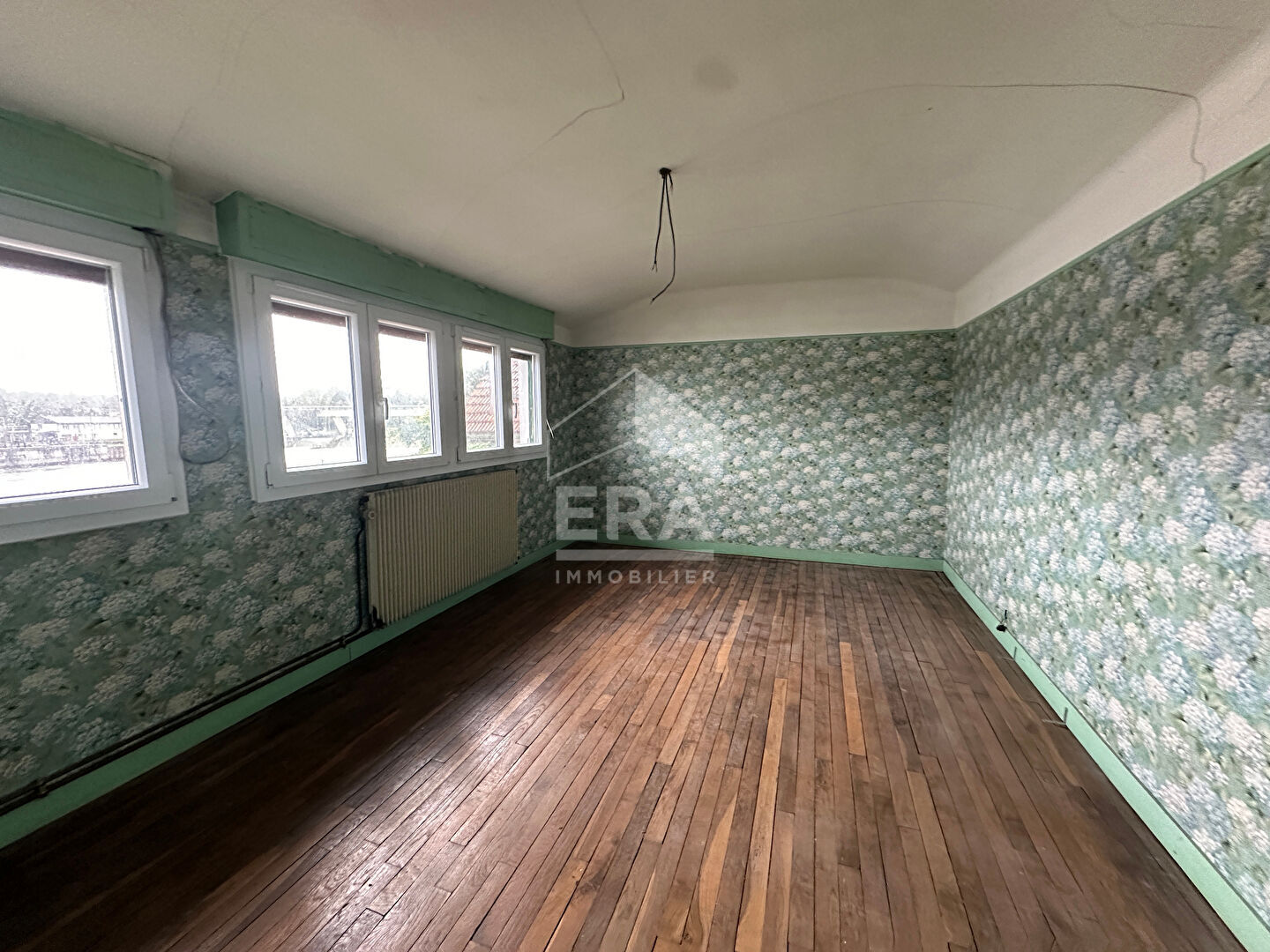 Photo Maison Le Coudray Montceaux 5 pièce(s) 89 m2 image 4/6