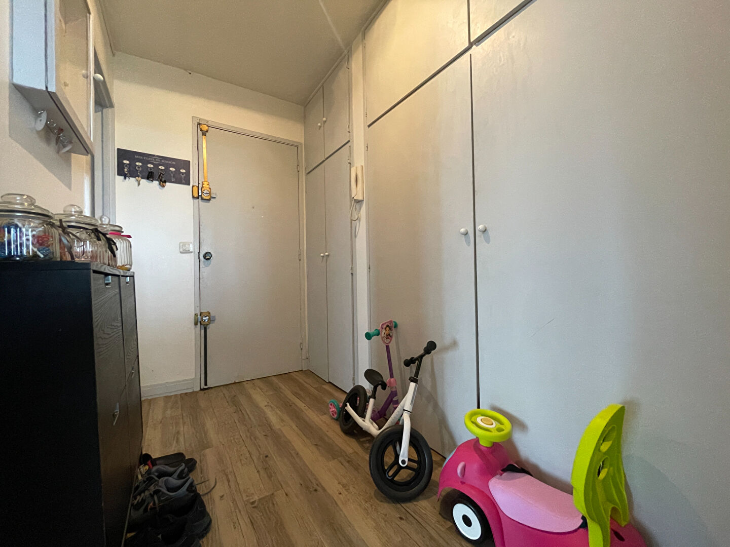 Photo A Vendre, Box Fermé en sous-sol image 2/6