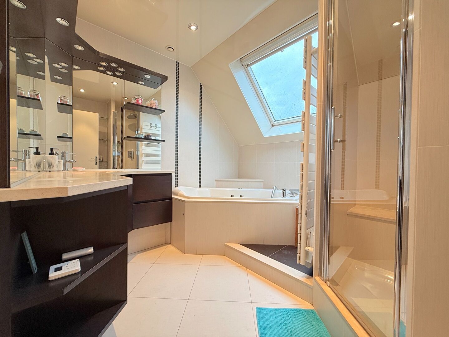 Photo Maison Ris Orangis 8 pièce(s) 170 m2 image 6/6