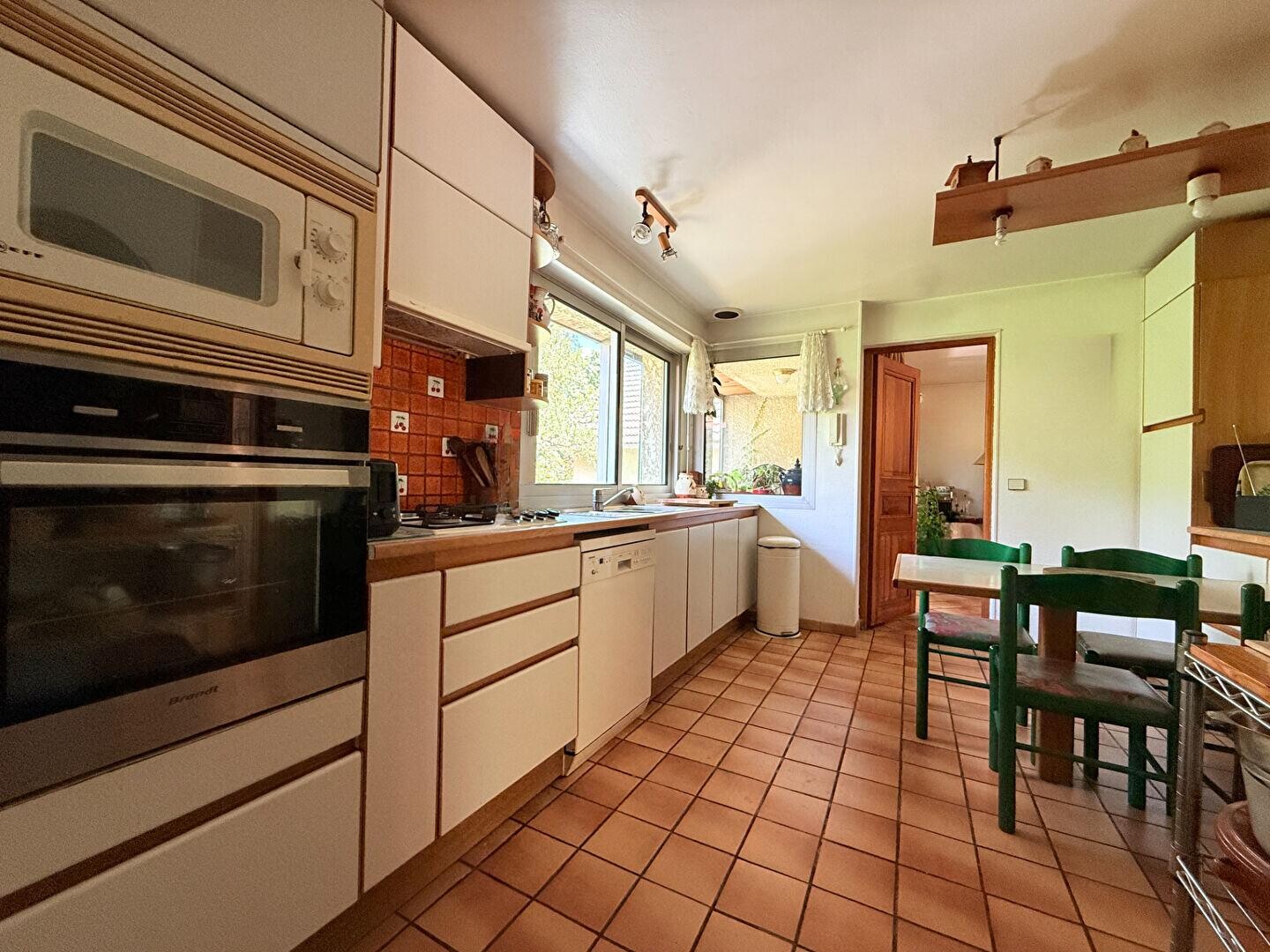 Photo Maison Ris Orangis 8 pièces - 6 chambres image 5/6