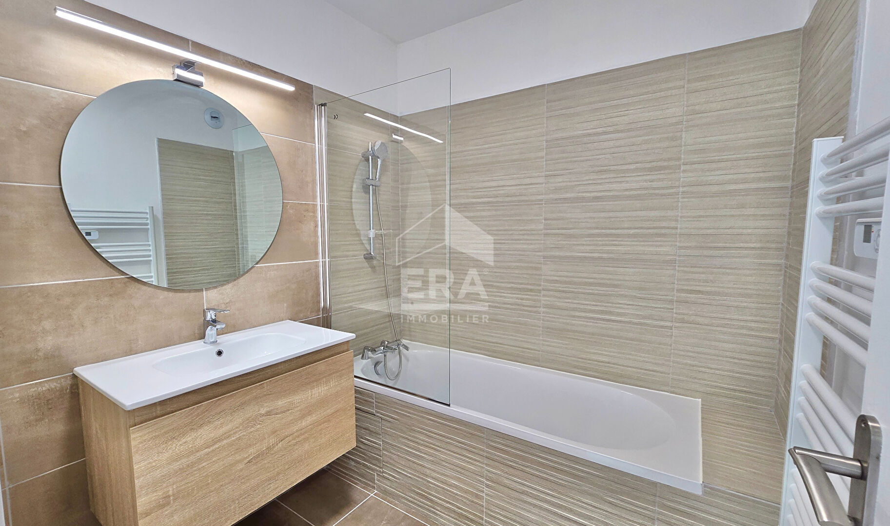 Photo APPARTEMENT 2 PIÈCES 50M² À VIRY-CHÂTILLON, JARDIN PRIVATIF ET CALME image 5/6