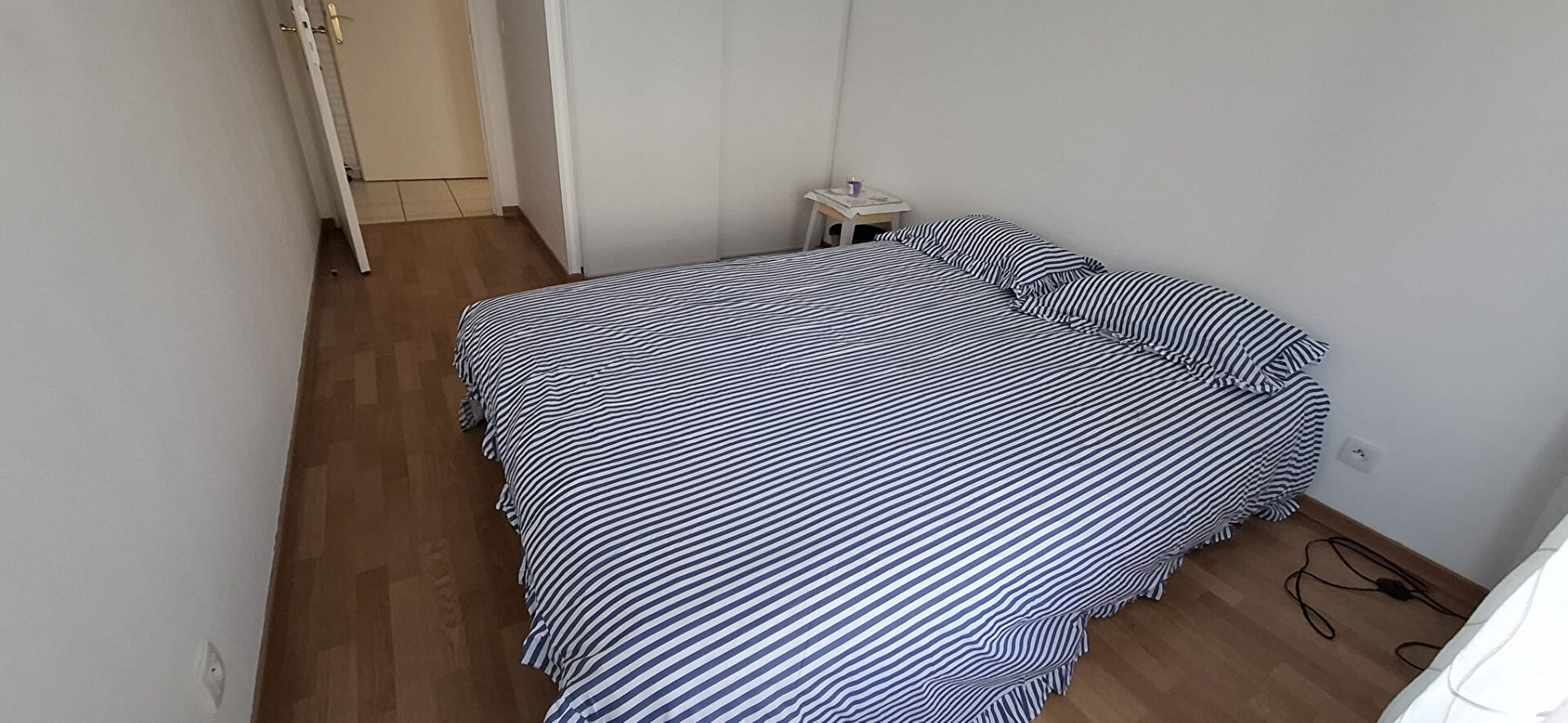 Photo Chambre Corbeil Essonnes 1 pièce(s) 11.88 m2 image 1/6