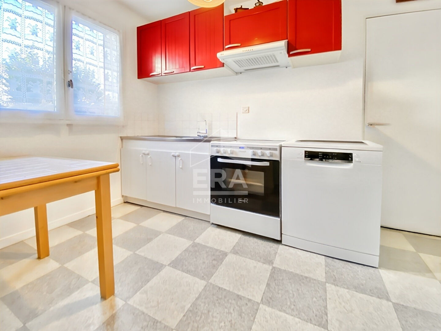 Photo Maison Lisses 6 pièce(s) 120 m2 image 4/6