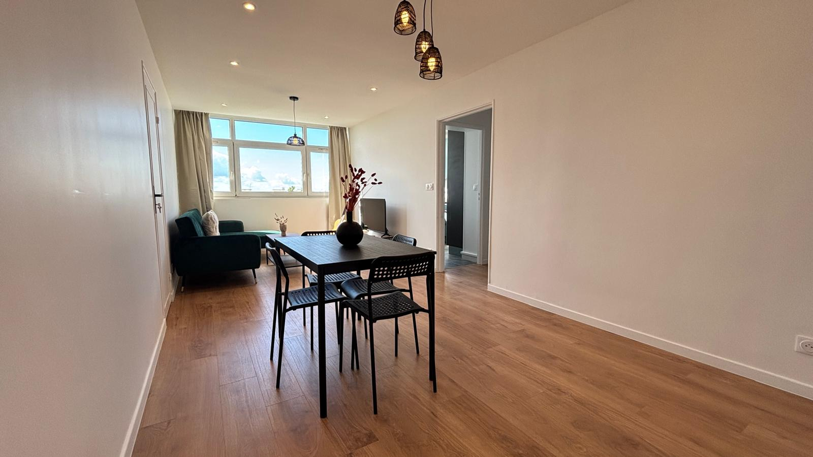 Photo Chambre à louer - Colocation meublée Evry-Courcouronnes image 4/6