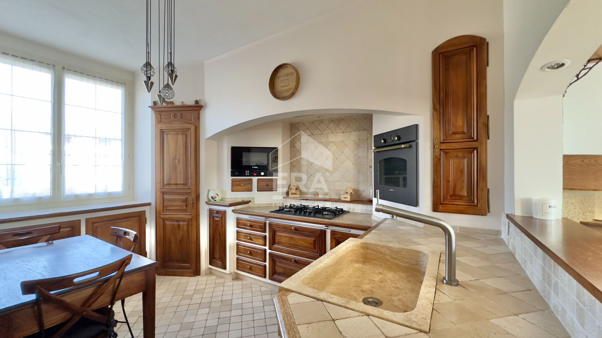 Photo MAISON 6 PIÈCES - 120 M² - ATHIS-MONS, JARDIN AVEC PISCINE ET SOUS-SOL TOTAL image 4/6