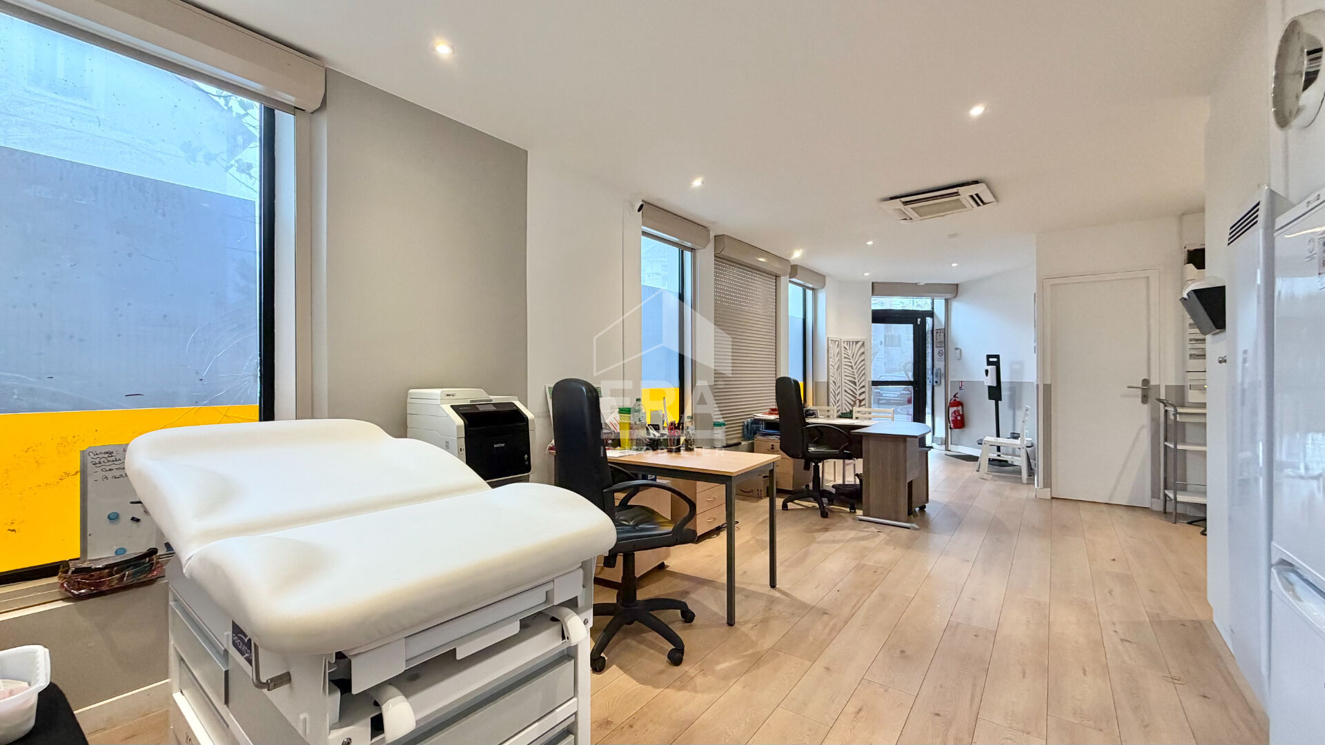 Photo Local Commercial à vendre image 5/6