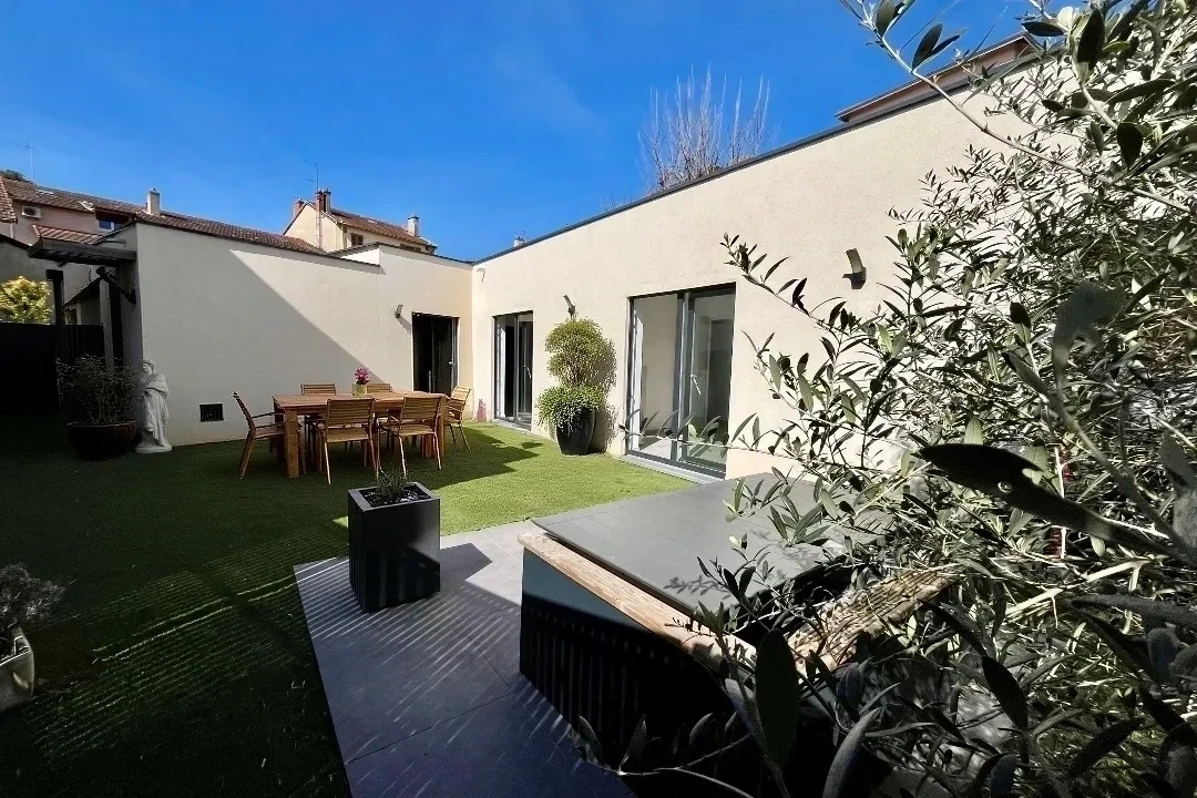 Agence immobilière de ETUDE IMMOBILIERE ET FONCIERE - EIF
