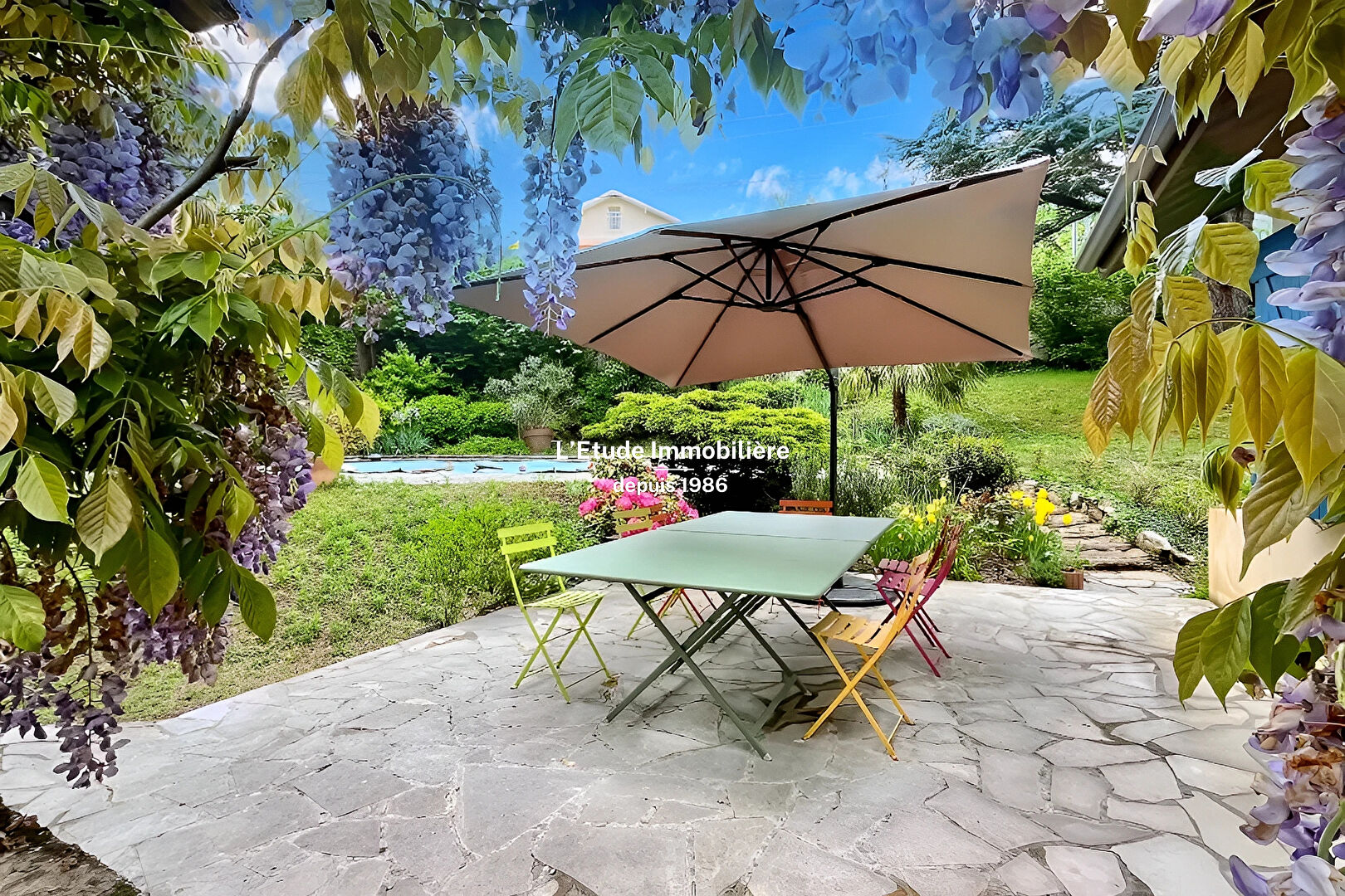 CREPIEUX Belle maison familiale dans la verdure