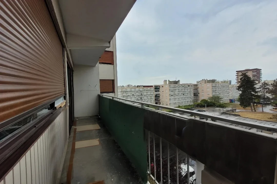 Photo Appartement Rillieux La Pape 3 pièce(s) - 2 chambres 61 m2  avec balcon image 5/5