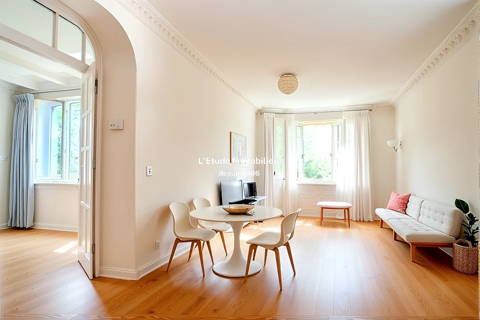 Photo Maison familiale avec grand terrain à rénover à Fleurieu-sur-Saône image 3/6